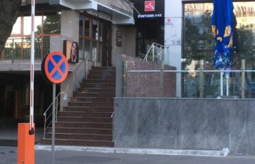 Boutique #45 — Îmbrăcăminte și încălțăminte
