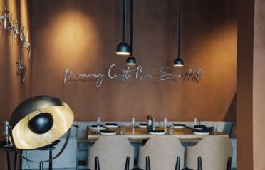 Keller Holz Gastropub — Restaurante