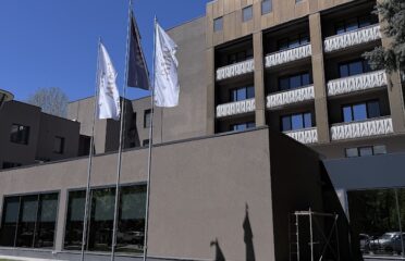 MIMI Hotel & Business Center (fost Jolly Alon) — Hoteluri