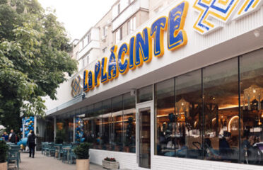 La Plăcinte — Restaurants