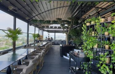 Zaxi Fun & Finest — Restaurante