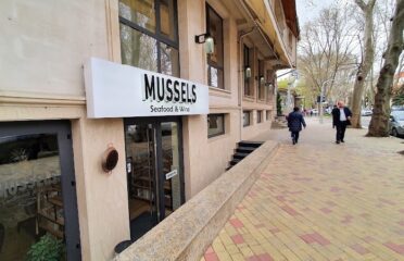 Mussels Seafood & Wine — Restaurante
