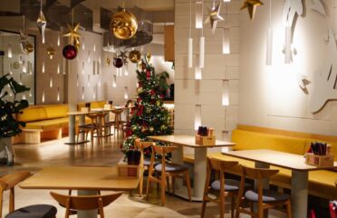 Momo Asian Bar — Restaurants