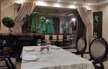 Restaurant Diplomat Club — Restaurante