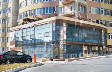 Neokinetica — Clinici și spitale
