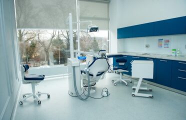 Level Dental Clinic — Стоматология