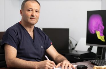 Omni Dent — Mircea cel Bătrân 42 — Stomatologie