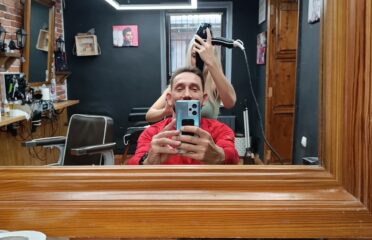 Lisnic Barbershop — Барбершоп