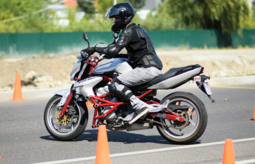 Școala Moto — Școli auto