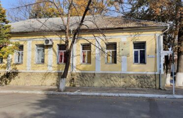 Direcția generală pentru protecția drepturilor copilului — City Hall and district offices