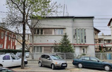 Direcția Generală Locativ-Comunală și Amenajare — City Hall and district offices