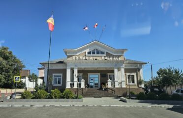 Primăria comunei Bubuieci — City Hall and district offices